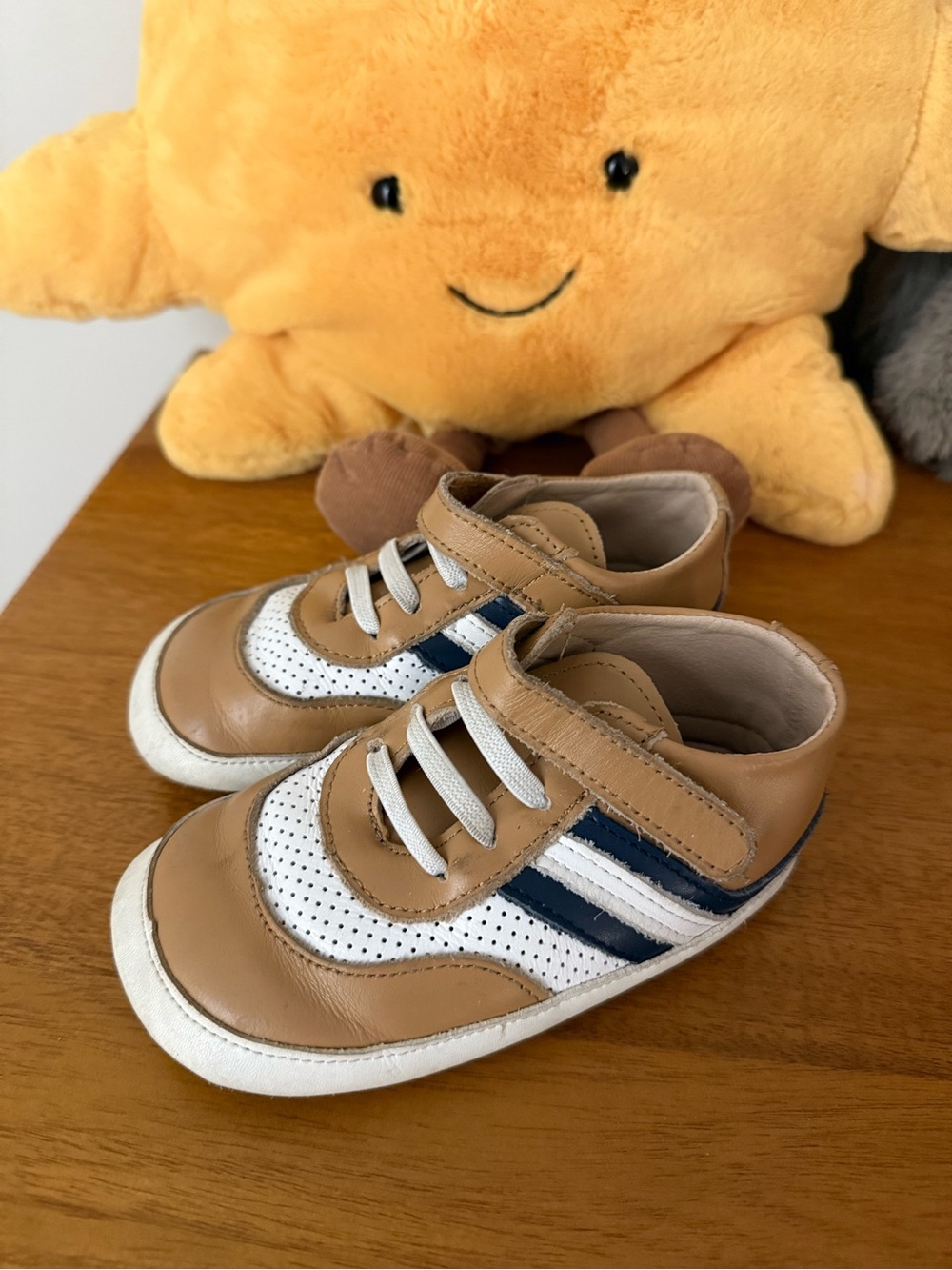 Little Love Bug Henry Sneakers